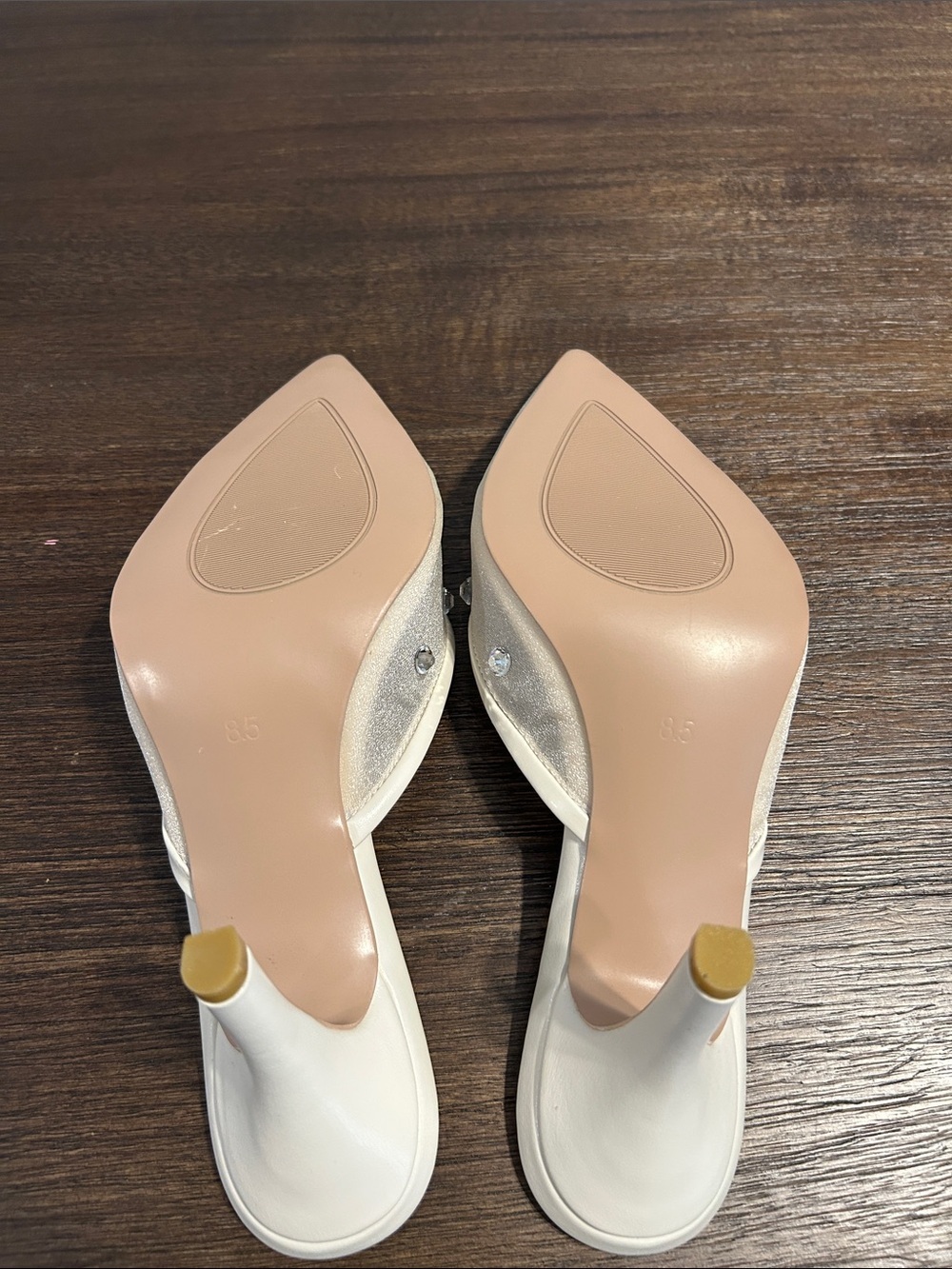 Suiara Kitten Heel Women’s Nude Rhinestones Pointed Toe Stilettos Pumps. SZ 8.5 - Picture 7 of 10